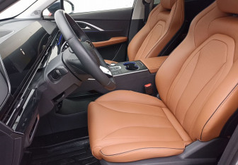 Подержанный автомобиль Omoda C5 2023 года (10 фото)