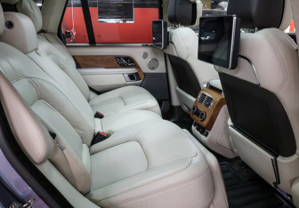 Подержанный автомобиль Land Rover Range Rover 2018 года (12 фото)