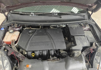 Подержанный автомобиль Ford Focus Hatchback 2010 года (14 фото)