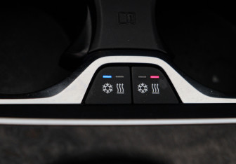 Подержанный автомобиль BMW X7 2019 года (29 фото)