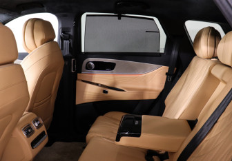 Подержанный автомобиль Jaecoo J8 2024 года (12 фото)