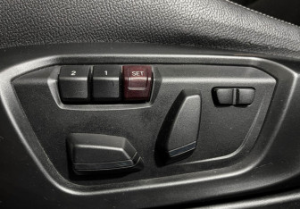 Подержанный автомобиль BMW X4 2018 года (17 фото)