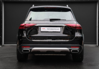 Подержанный автомобиль Mercedes-Benz GLE 2025 года (6 фото)