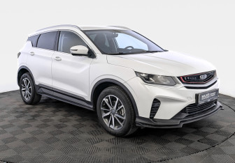 Подержанный автомобиль Geely Coolray 2023 года (3 фото)