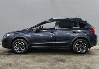 Подержанный автомобиль Subaru XV 2013 года (8 фото)