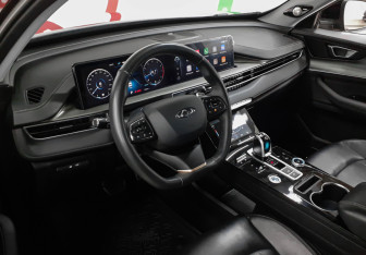 Подержанный автомобиль Chery Tiggo 8 Pro Max 2022 года (7 фото)