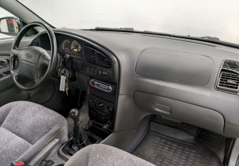 Подержанный автомобиль Kia Spectra Sedan 2007 года (16 фото)