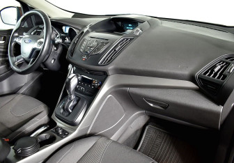 Подержанный автомобиль Ford Kuga 2016 года (7 фото)