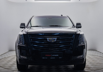 Подержанный автомобиль Cadillac Escalade Suv 2019 года (6 фото)
