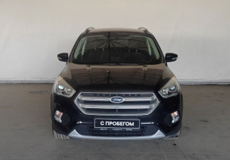 Подержанный автомобиль Ford Kuga 2018 года (2 фото)