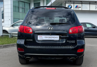 Подержанный автомобиль Hyundai Santa Fe 2006 года (6 фото)