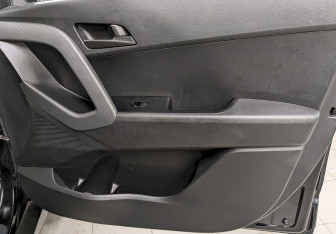 Подержанный автомобиль Hyundai Creta 2016 года (18 фото)