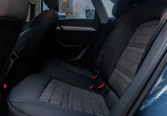 Подержанный автомобиль Audi Q3 2016 года (10 фото)