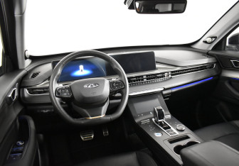 Подержанный автомобиль Chery Tiggo 8 Pro Max 2023 года (8 фото)