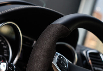 Подержанный автомобиль Mercedes-Benz GLE 2017 года (18 фото)