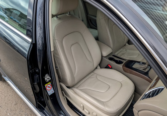 Подержанный автомобиль Audi A4 allroad 2010 года (23 фото)