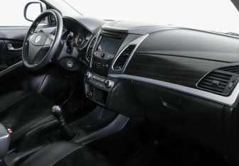 Подержанный автомобиль SsangYong Actyon 2016 года (6 фото)