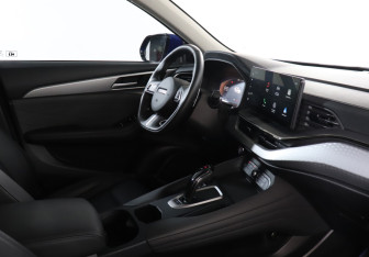 Подержанный автомобиль Haval F7x 2024 года (9 фото)