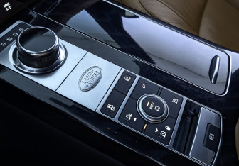 Подержанный автомобиль Land Rover Range Rover 2020 года (21 фото)