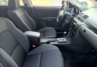 Подержанный автомобиль Mazda 3 Hatchback 2008 года (12 фото)