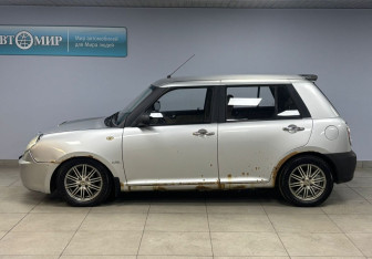 Подержанный автомобиль Lifan Smily 2012 года (8 фото)
