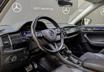 Подержанный автомобиль Skoda Kodiaq 2019 года (14 фото)