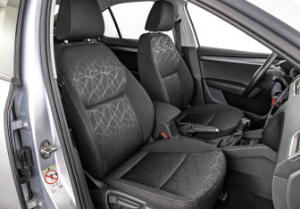 Подержанный автомобиль Skoda Octavia Liftback 2019 года (23 фото)