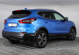Подержанный автомобиль Nissan Qashqai 2019 года (5 фото)
