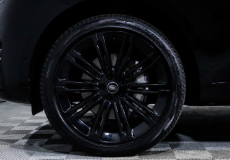 Подержанный автомобиль Land Rover Range Rover 2023 года (15 фото)