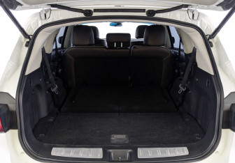 Подержанный автомобиль Infiniti QX60 2018 года (10 фото)