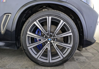 Подержанный автомобиль BMW X5 2020 года (18 фото)