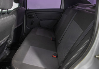 Подержанный автомобиль Renault Logan Sedan 2014 года (11 фото)