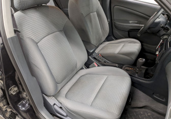 Подержанный автомобиль Nissan Almera Classic 2007 года (20 фото)
