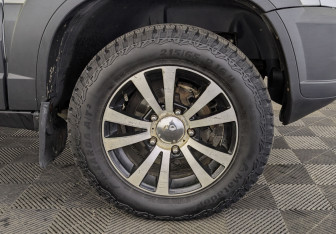 Подержанный автомобиль Chevrolet Niva 2017 года (12 фото)