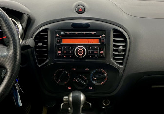 Подержанный автомобиль Nissan Juke 2014 года (12 фото)