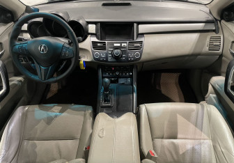Подержанный автомобиль Acura RDX 2007 года (10 фото)