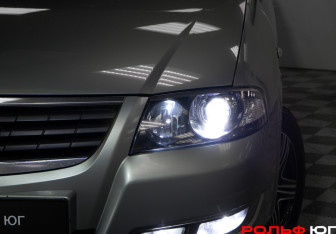 Подержанный автомобиль Nissan Almera Classic 2007 года (23 фото)