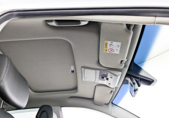 Подержанный автомобиль Chevrolet Captiva 2013 года (23 фото)