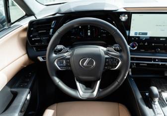 Новый Lexus RX 2026 (12 фото)