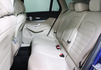 Подержанный автомобиль Mercedes-Benz GLC Coupe 2019 года (10 фото)