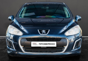 Подержанный автомобиль Peugeot 308 Hatchback 2012 года (2 фото)