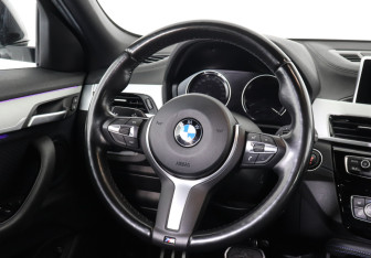 Подержанный автомобиль BMW X2 2021 года (12 фото)