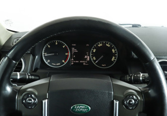 Подержанный автомобиль Land Rover Discovery 2012 года (11 фото)
