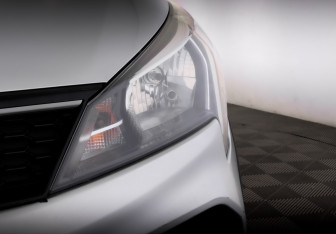 Подержанный автомобиль Kia Rio Hatchback 2021 года (17 фото)