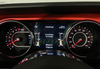 Подержанный автомобиль Jeep Wrangler 2020 года (41 фото)