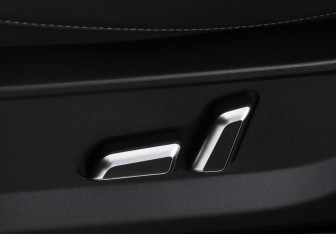 Подержанный автомобиль Haval Dargo 2023 года (18 фото)