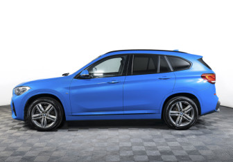 Подержанный автомобиль BMW X1 2020 года (8 фото)