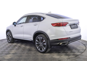 Подержанный автомобиль Geely Tugella 2021 года (7 фото)
