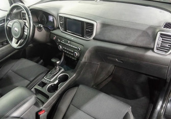 Подержанный автомобиль Kia Sportage 2019 года (9 фото)