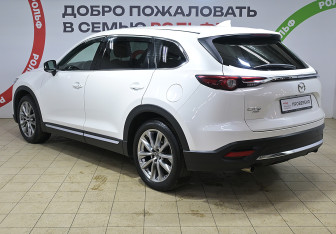 Подержанный автомобиль Mazda CX-9 2020 года (6 фото)